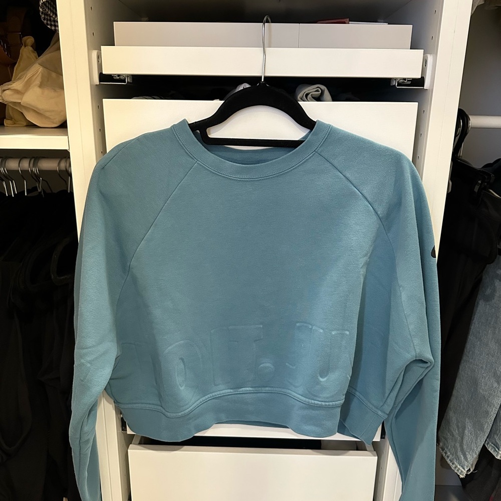 Nike Dri-FIT Cropped Sweatshirt